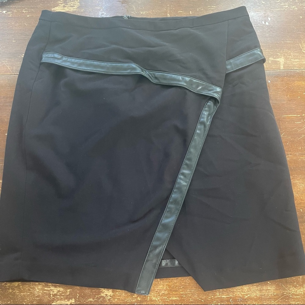 Black skirt petite pencil size 16